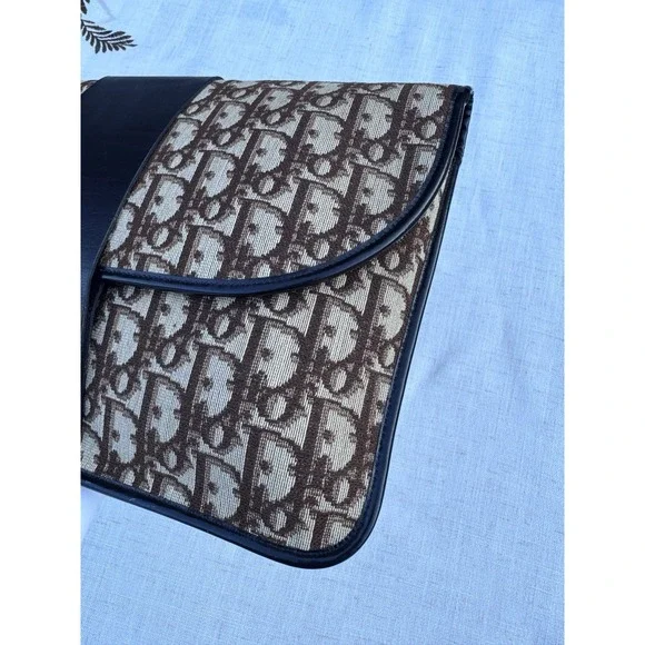 Christian Dior Vintage Trotter Monogram Fold-Over Clutch‎ Brown/ Beige - Picture 6 of 10